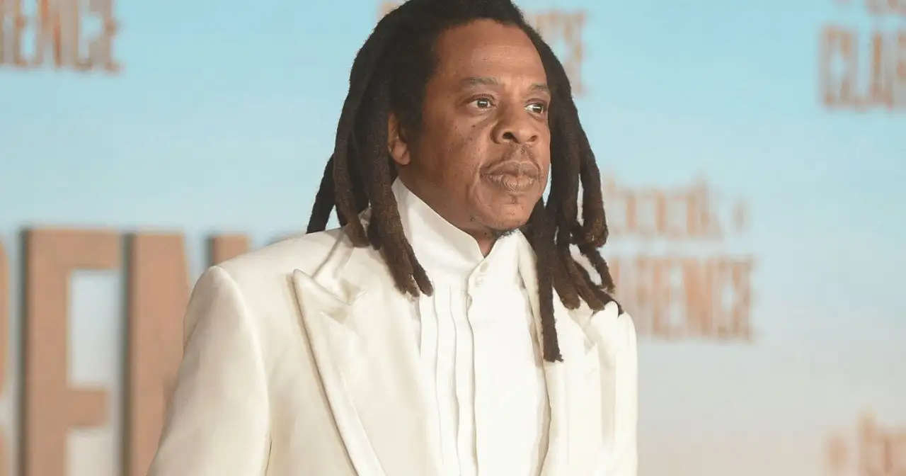 Jay-Z no Super Bowl 2027: NFL confirma o rapper e fãs já esperam Beyoncé no palco